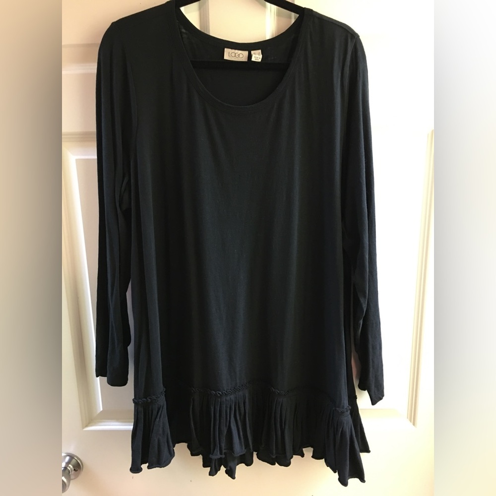 LOGO BY LORI GOLDSTEIN Woman’s Top size 2x